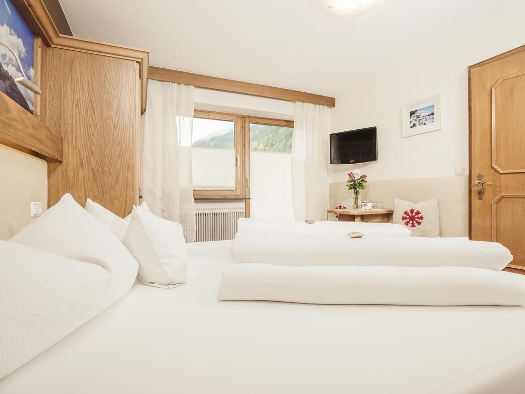 Gaestehaus Oblasser Mayrhofen Eksteriør billede