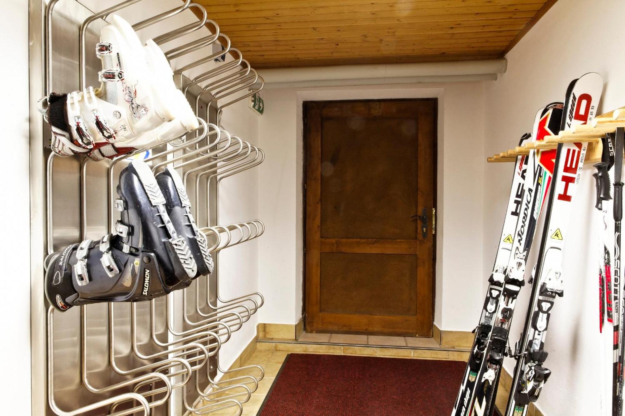 Gaestehaus Oblasser Mayrhofen Eksteriør billede