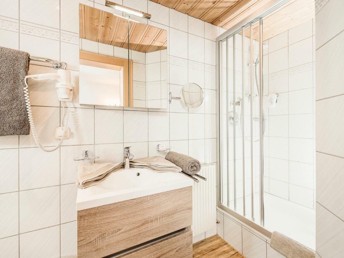 Gaestehaus Oblasser Mayrhofen Eksteriør billede